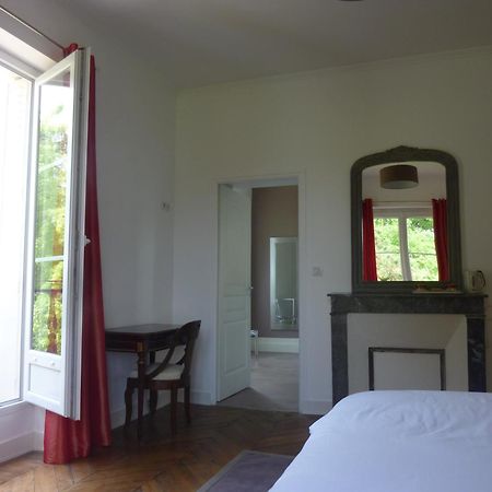 Cedre Et Charme Bed & Breakfast Saint-Branchs Bagian luar foto