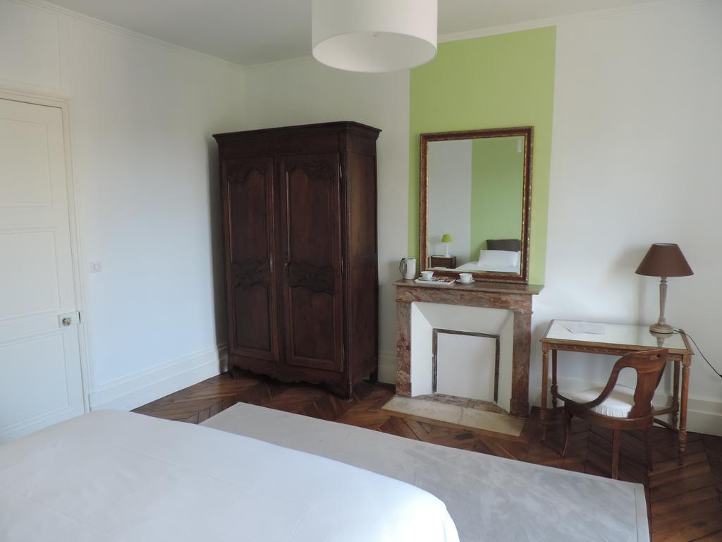 Cedre Et Charme Bed & Breakfast Saint-Branchs Bagian luar foto