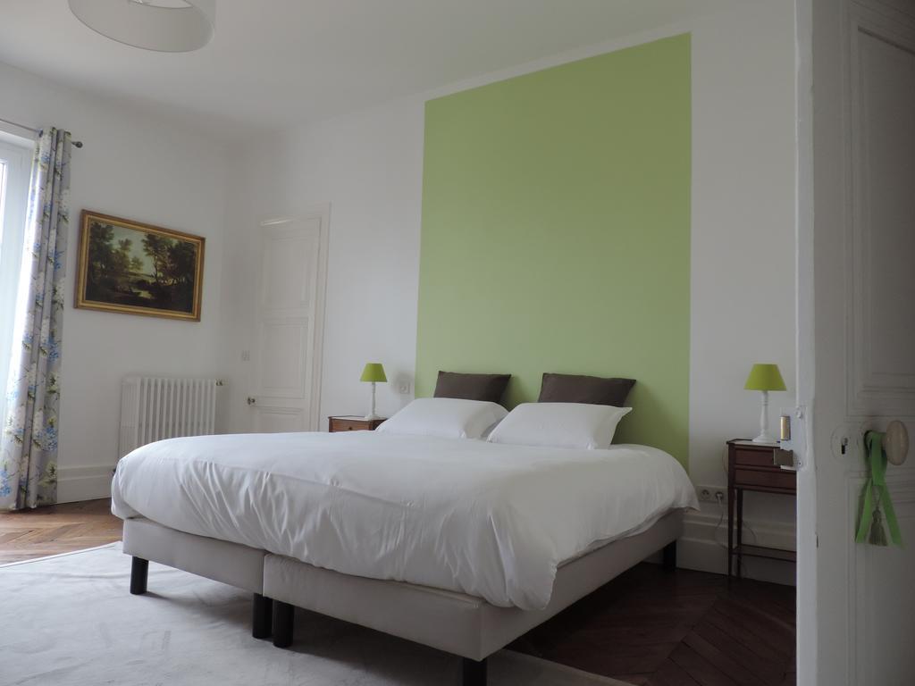Cedre Et Charme Bed & Breakfast Saint-Branchs Bagian luar foto